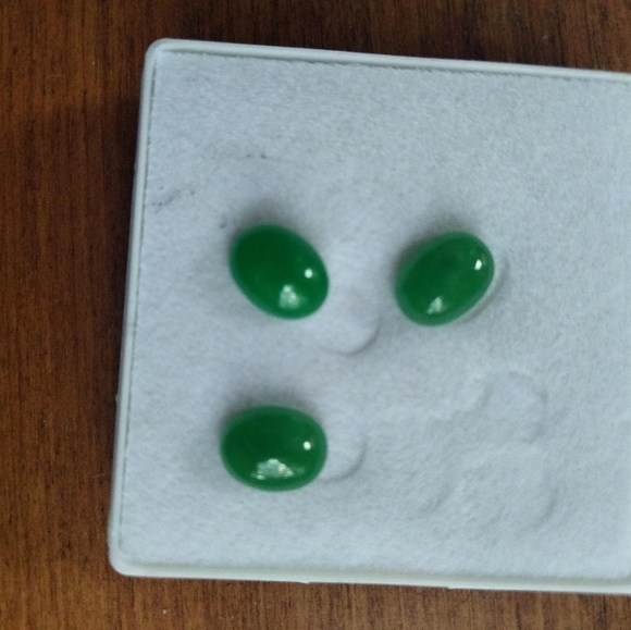 3 Loose Cabochon Jade - Picture 4 of 4